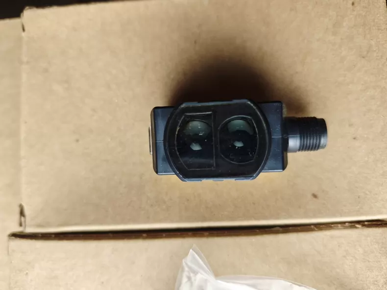 TURCK Photoelectric Sensor LOPR8M-BT30-VNP6X2-H1151 thumbnail