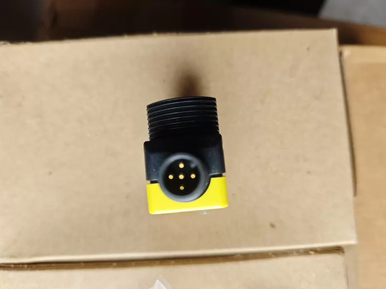 TURCK Photoelectric Sensor LOPR8M-BT30-VNP6X2-H1151 thumbnail