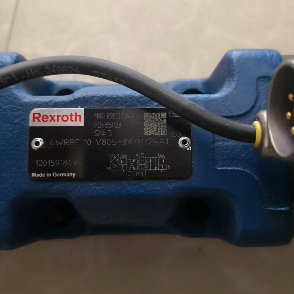 Bosch Rexroth R901584740 DBEME10-8X/315YG24K31A1M Valve thumbnail