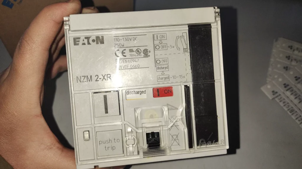 Eaton NZM2-XR110-130DC Motor Operator thumbnail
