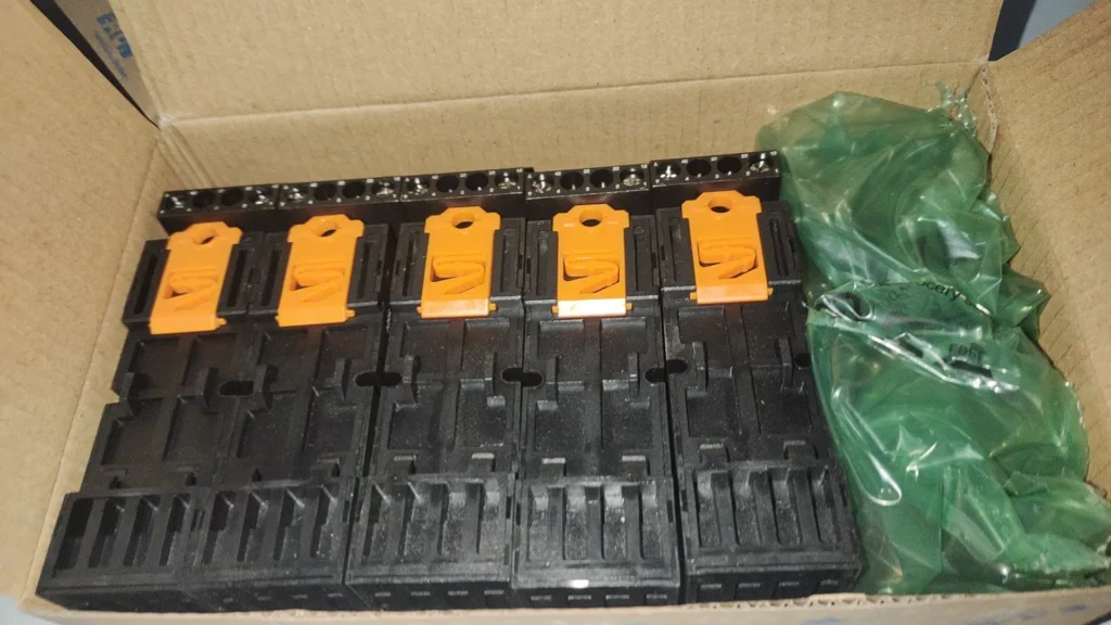 Eaton EBR08-E Socket thumbnail