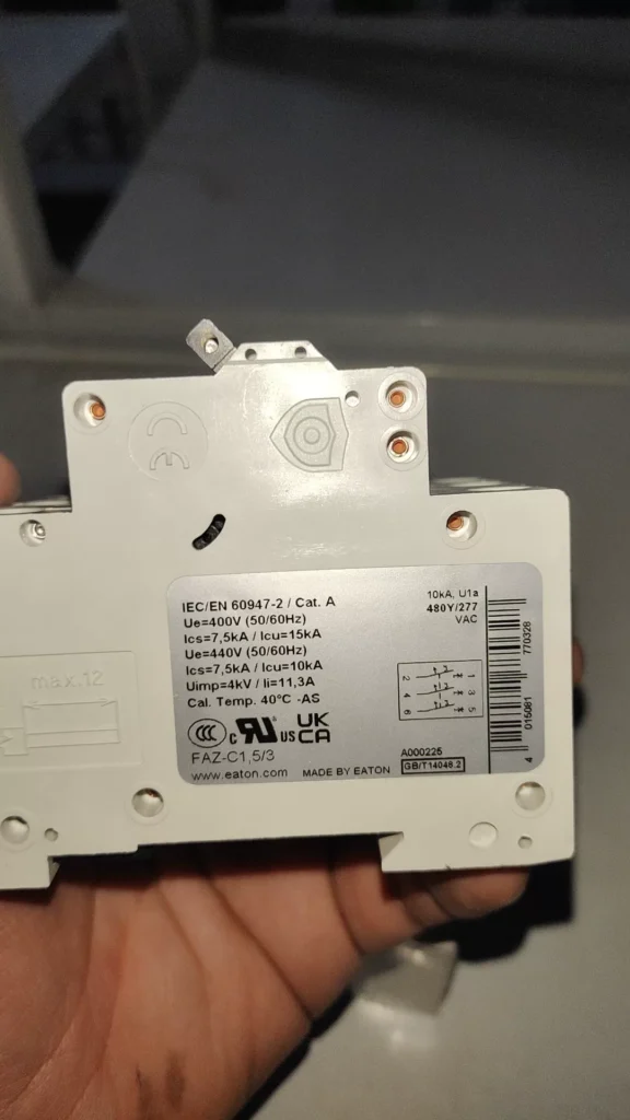 Eaton FAZ-C1,5/3-AS Circuit Breaker thumbnail