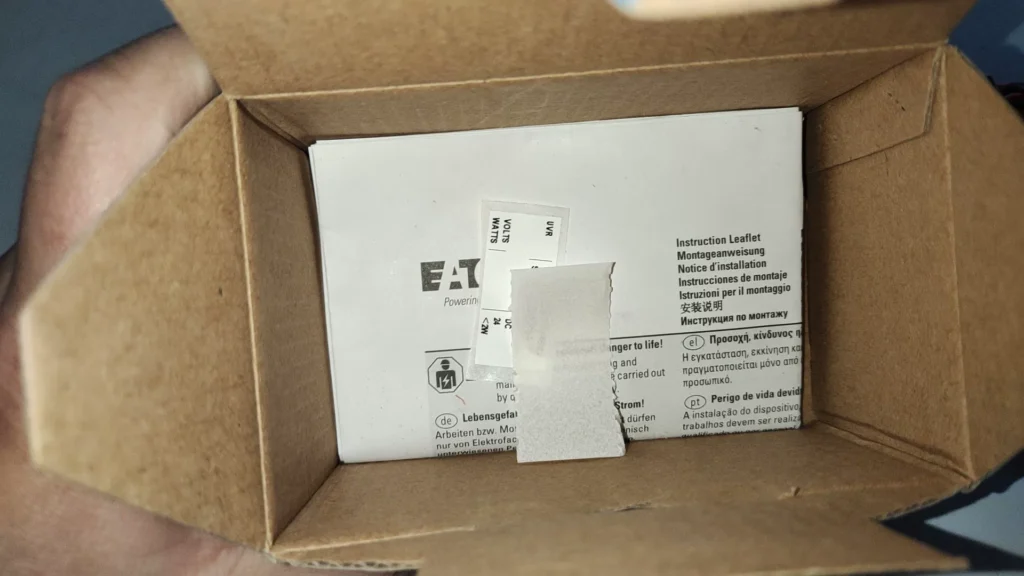 Eaton PDC1XUV24DCU Undervoltage Release thumbnail
