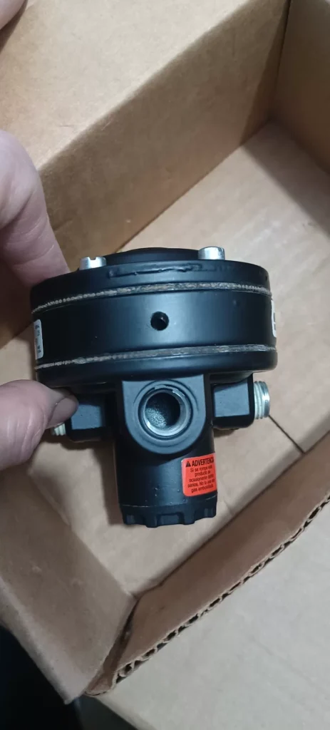 Parker R119-02J Pressure Regulator thumbnail