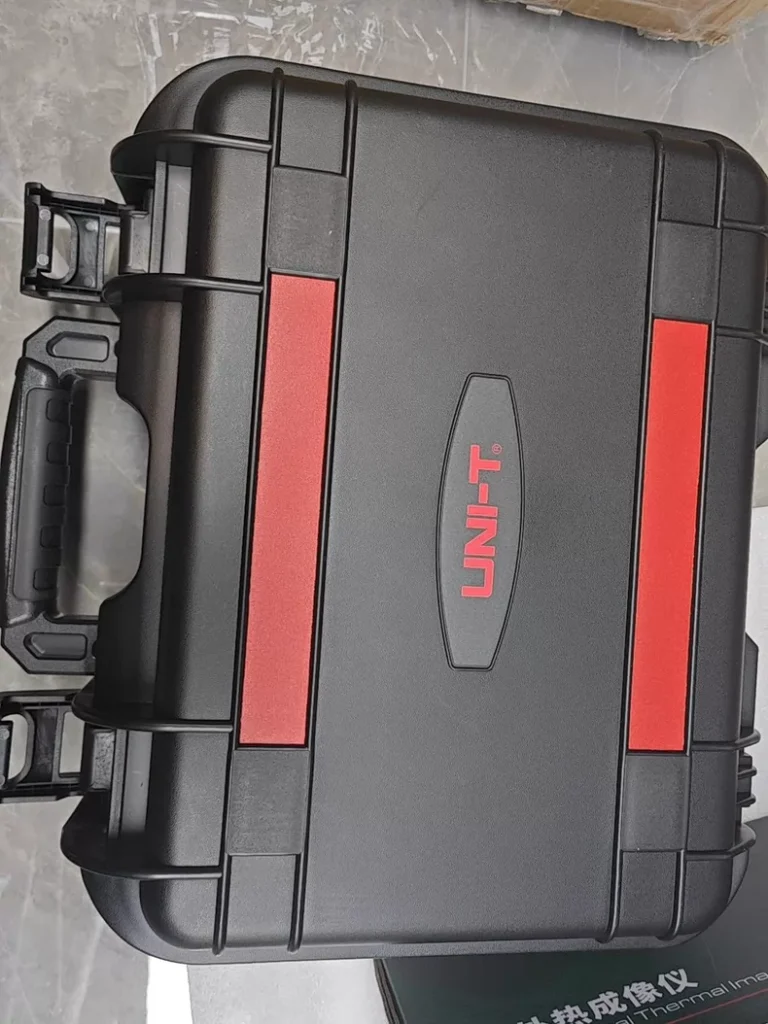 UNI-T UTI230V+ Thermal Imaging Camera thumbnail