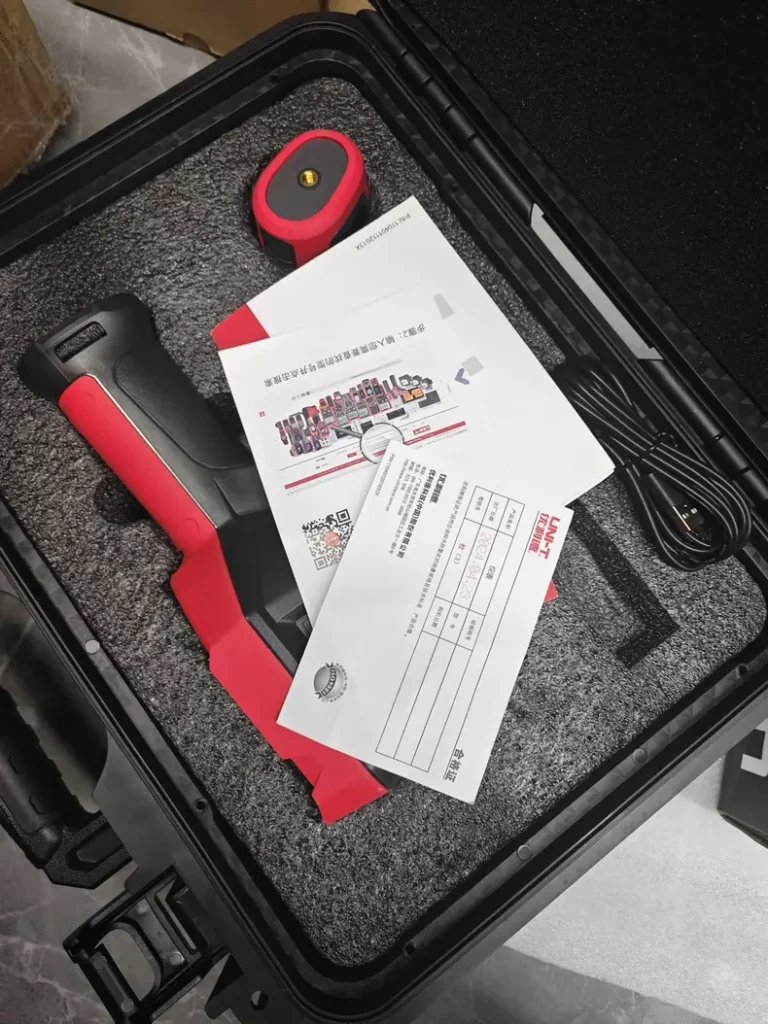 UNI-T UTI230V+ Thermal Imaging Camera thumbnail