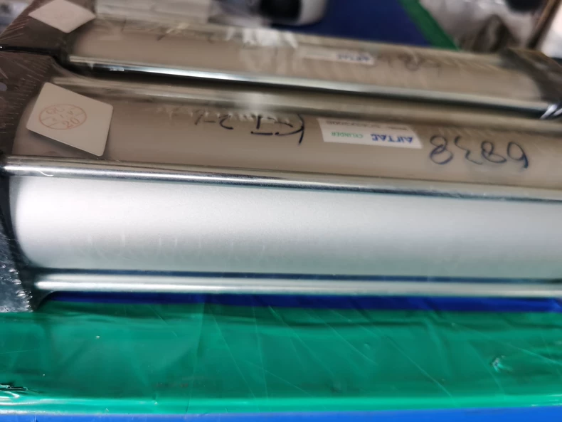 AIRTAC SC63X200S Cylinder thumbnail
