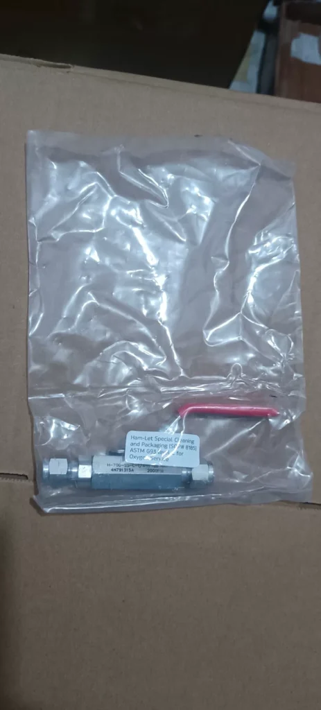 HAM-LET H-700-SS-L-1/4-T-LD-0C Valve