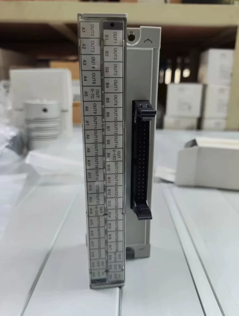 Kasuga Electric TIFB740M0 Terminal Block thumbnail