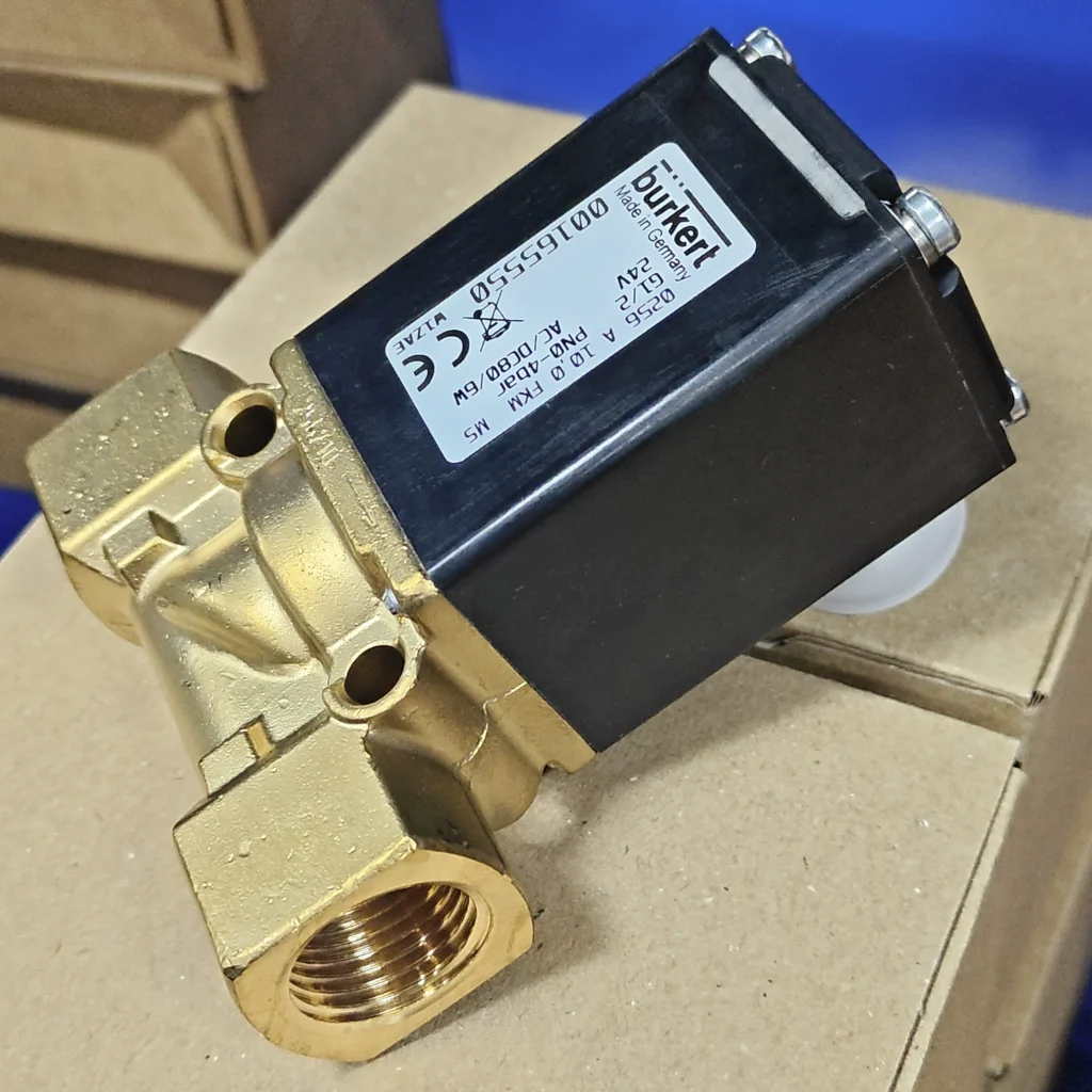 Burkert 165550 Solenoid Valve