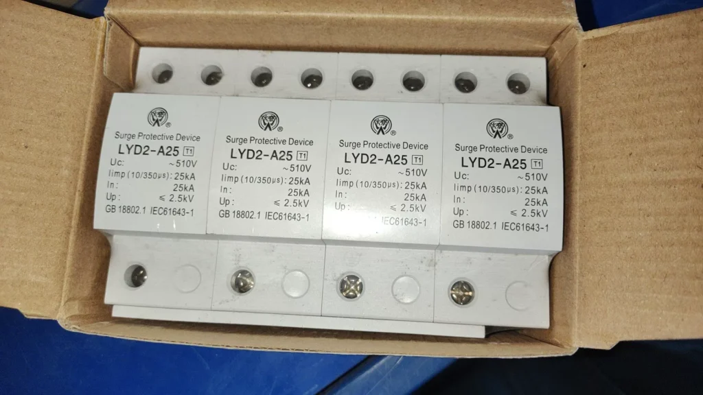 Liaoyuan Electric LYD2-A25/4P Surge Protector thumbnail