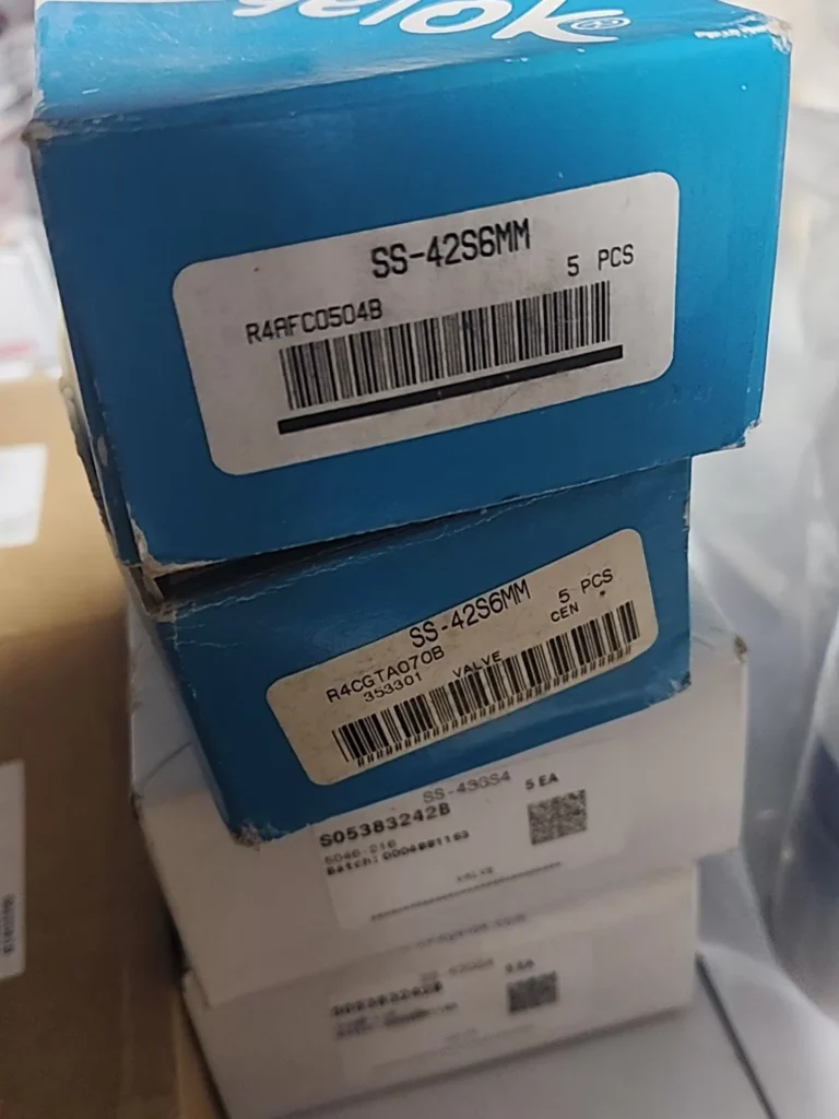 Swagelok SS-42GS6MM Ball Valve thumbnail