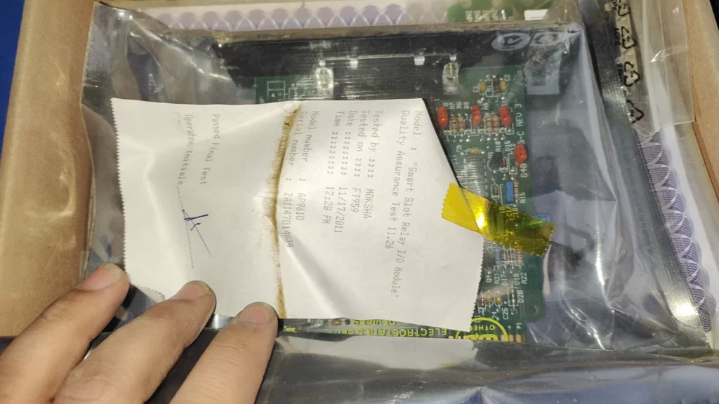 APC AP9610 Monitoring Card thumbnail