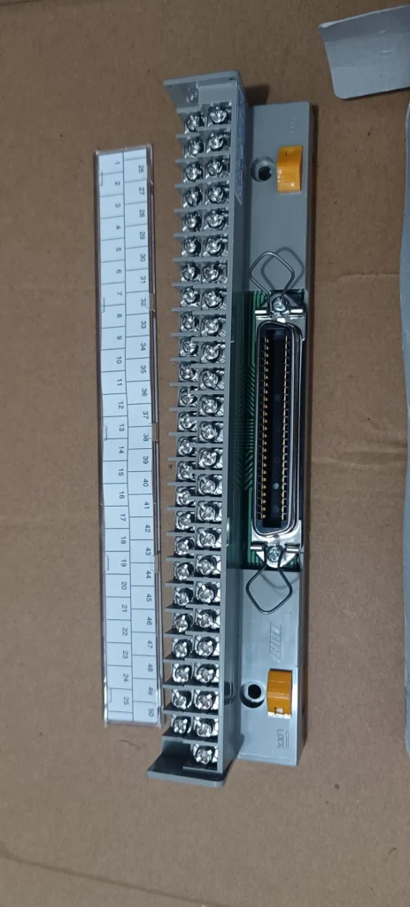 Toyo Giken PCN-9D50 Terminal Block thumbnail