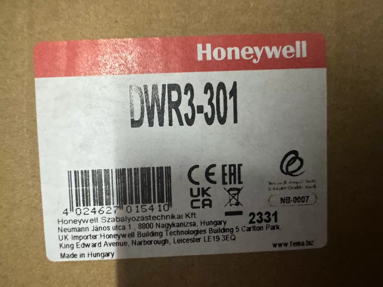 Honeywell DWR3-301 Pressure Switch thumbnail