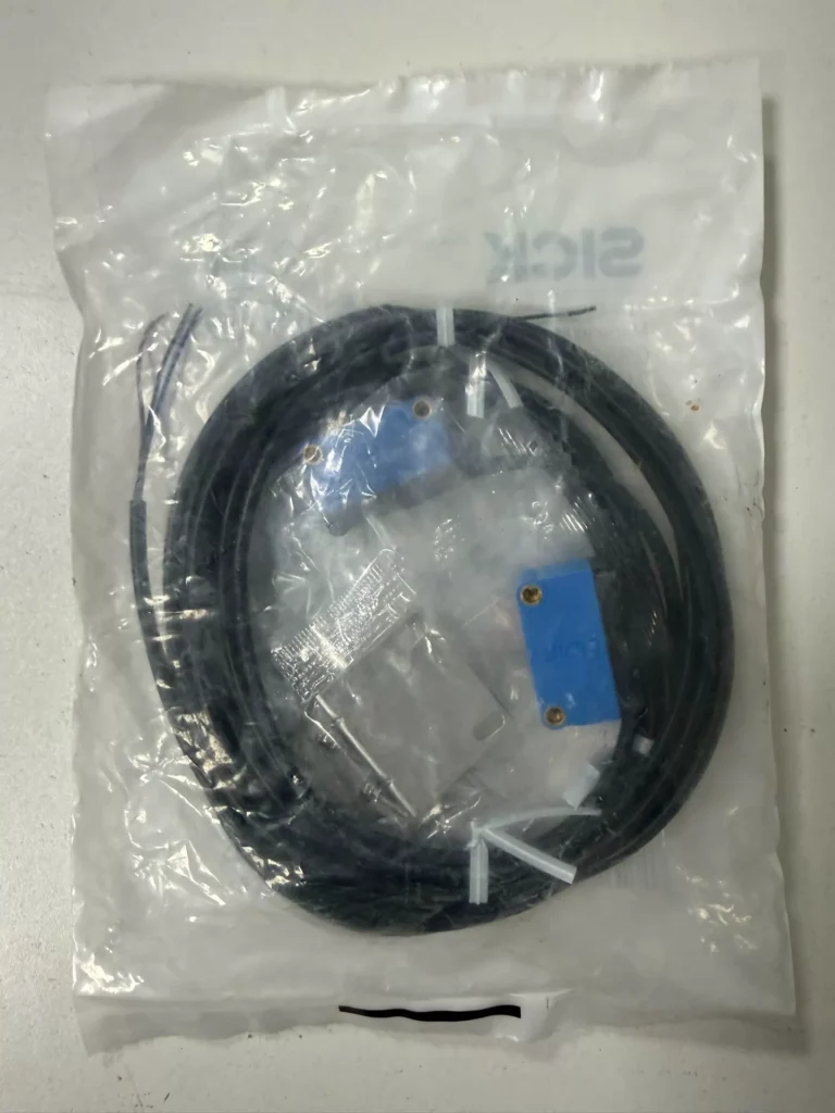 SICK 1052452 Photoelectric Sensor thumbnail