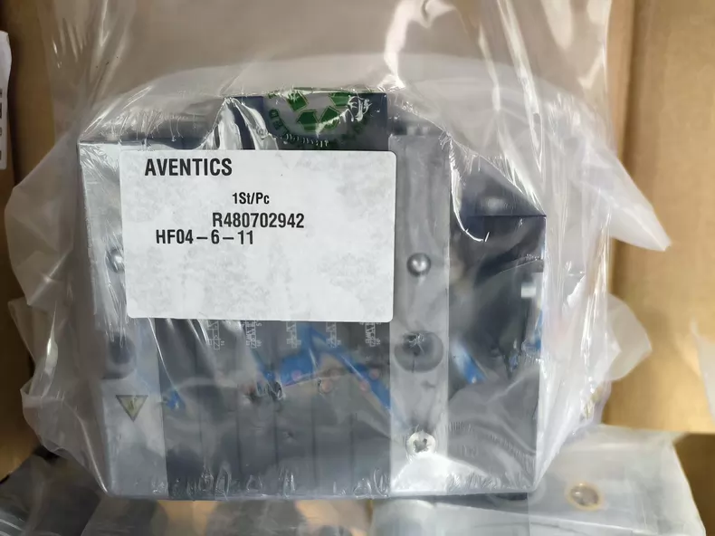 AVENTICS R480702942 HF04-6-11 Pneumatic Valve System