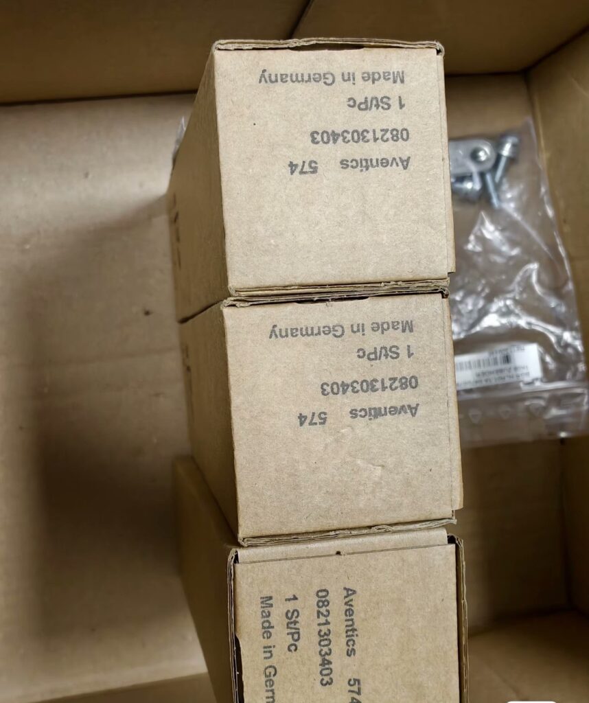 Aventics 0821303403AVENTICS Pneumatic Component thumbnail