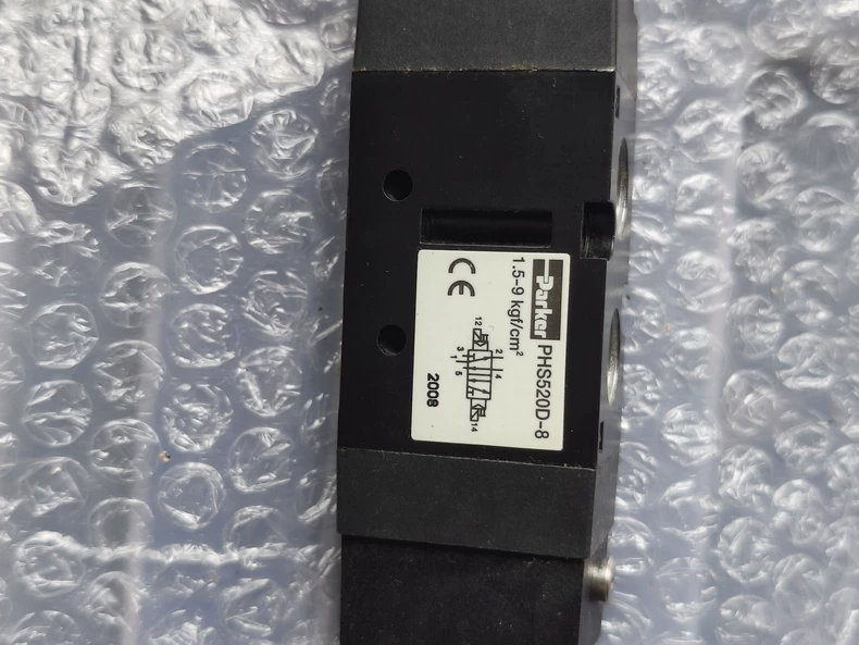 Parker Solenoid Valve PHS520D-8 thumbnail