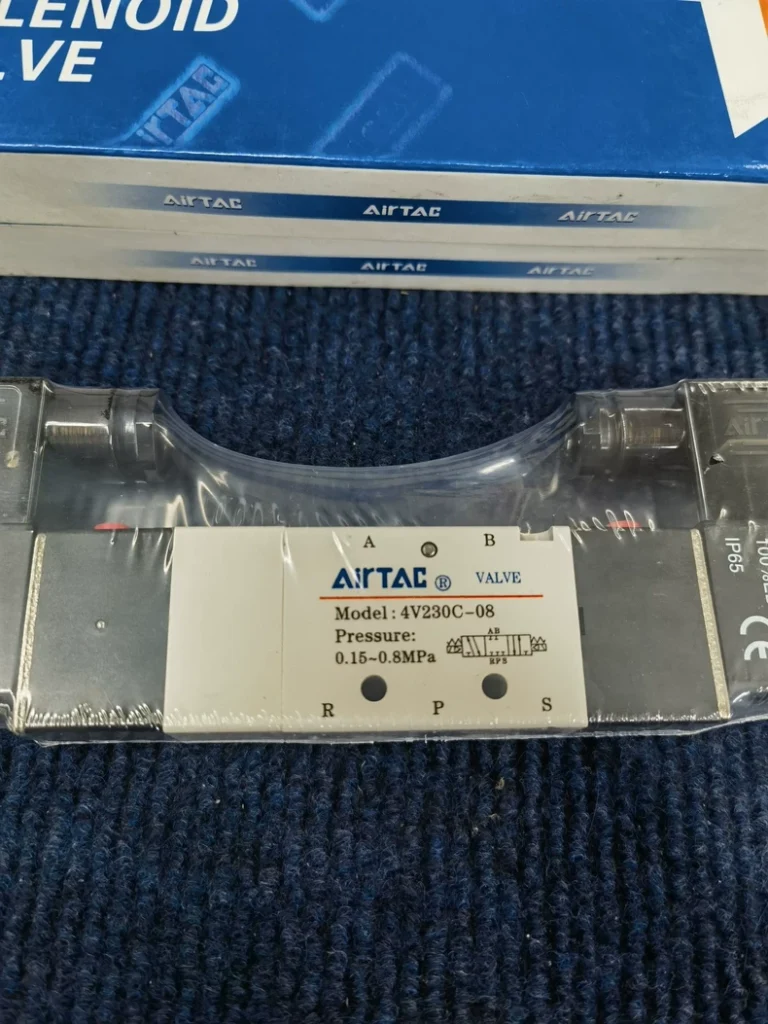 Airtac 4V230C-08 Valve thumbnail