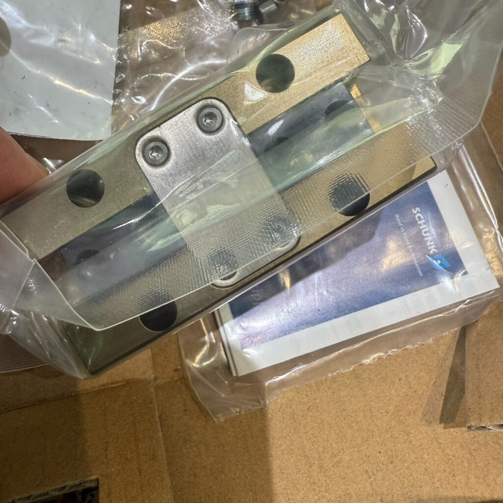 SCHUNK PGN-plus-P 64-1 Gripper thumbnail
