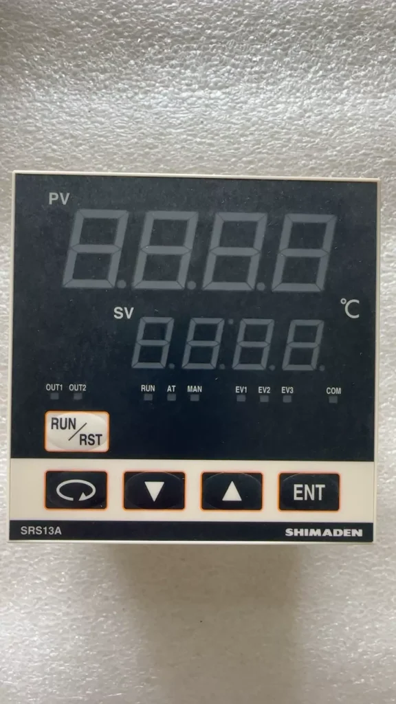Shimaden SRS13A-BN-90-N100050 Temperature Controller