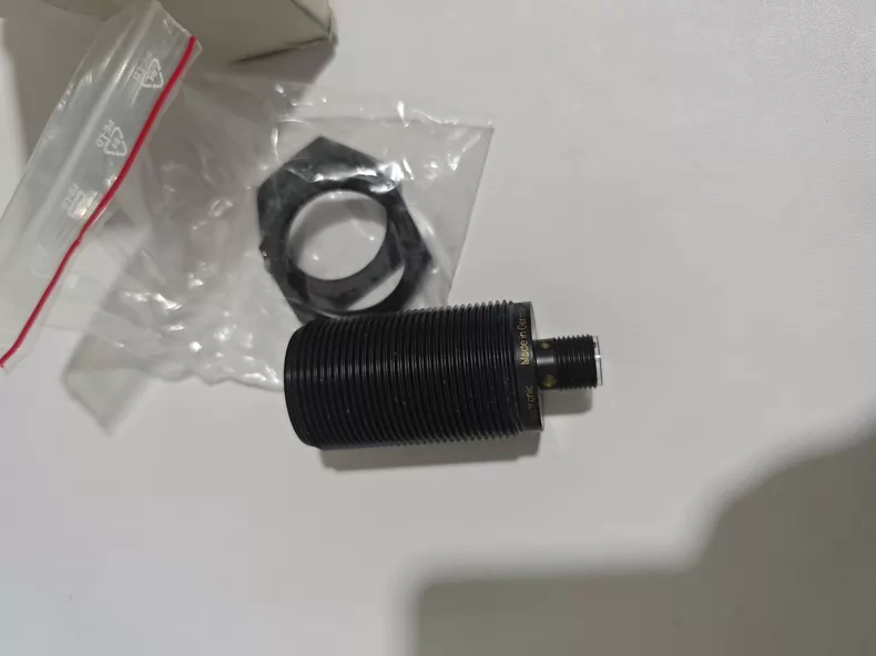ifm Proximity Sensor IIW200 thumbnail