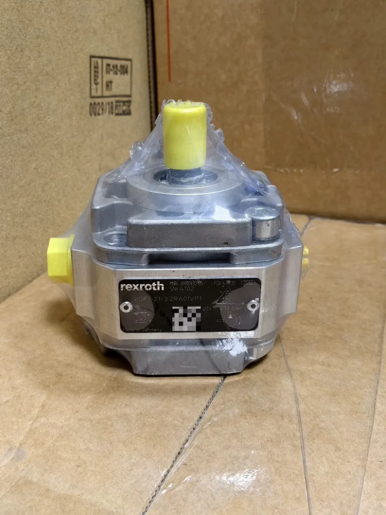Bosch Rexroth PGF1-2X/3,2RA01VP1 Gear Pump