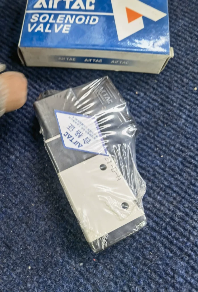 Airtac 3V21006NCB Valve thumbnail