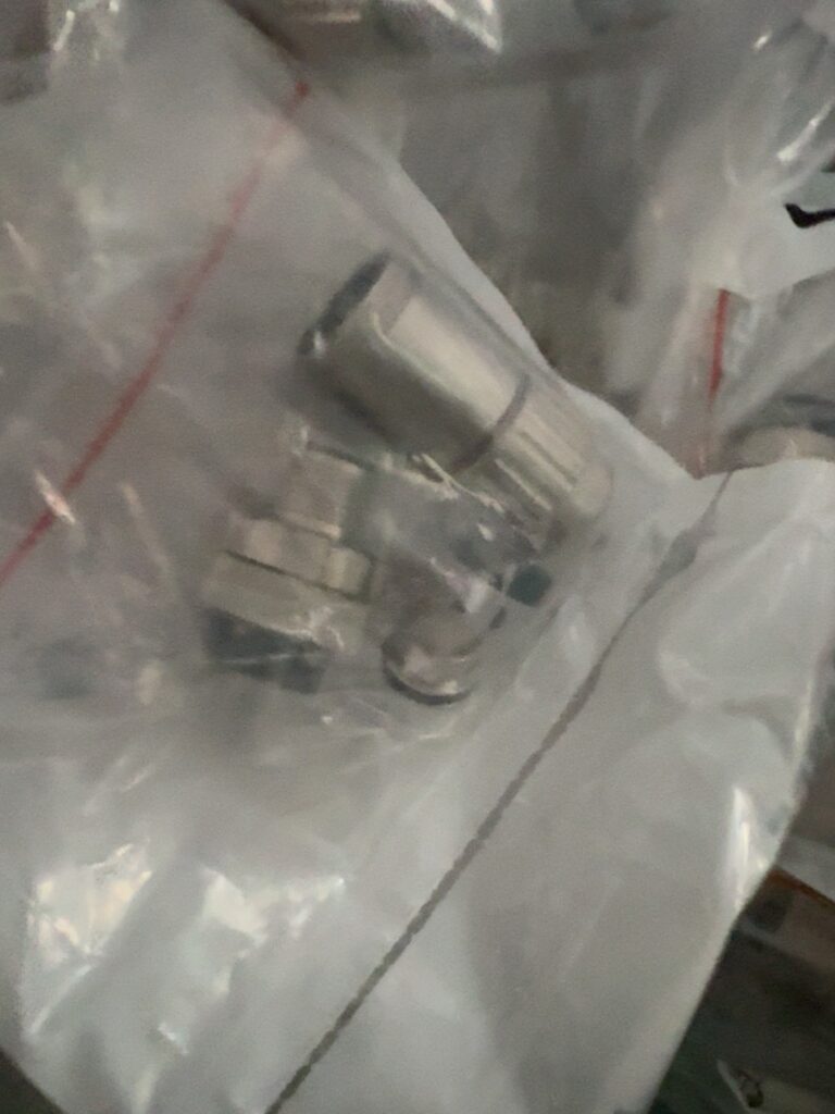 GSEE EZ4238-0/9 Connector thumbnail