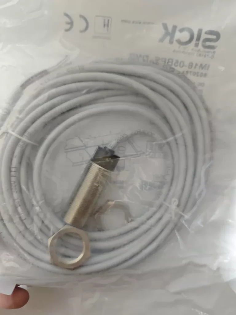 SICK Proximity Sensor IM18-05BPS-ZWB thumbnail