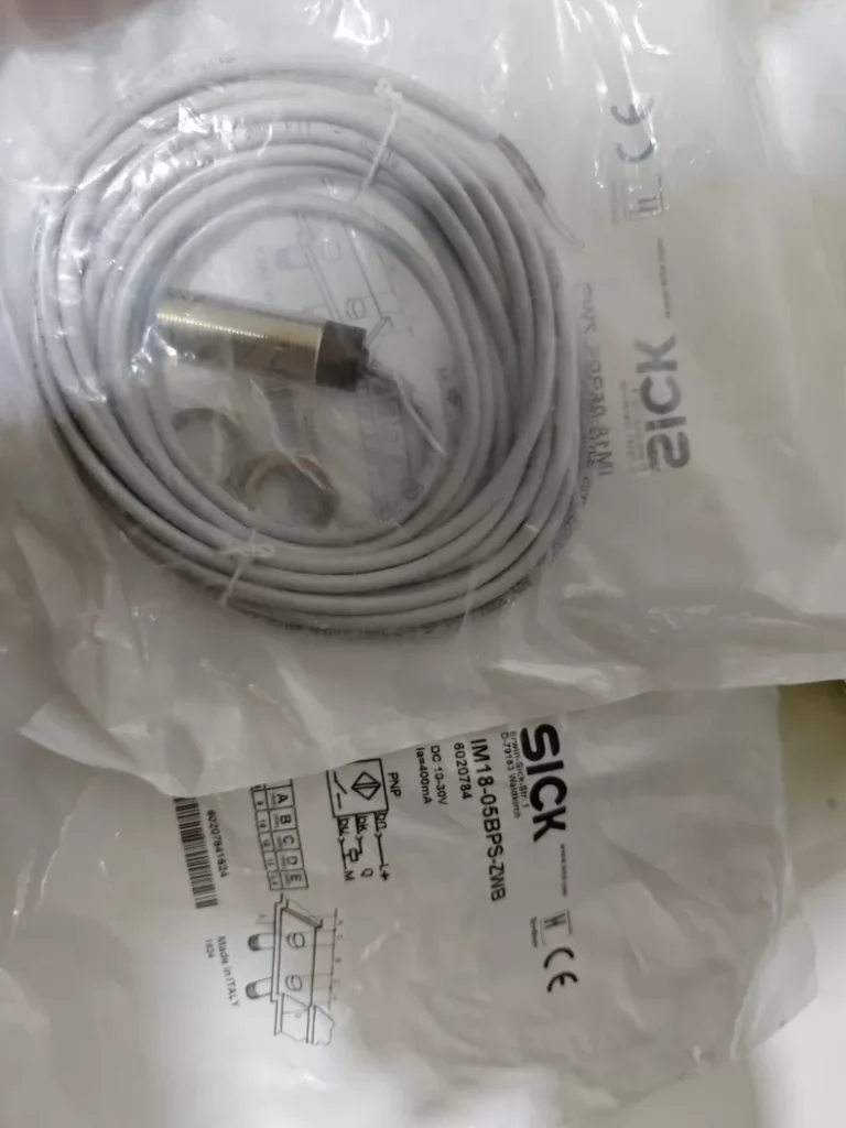 SICK Proximity Sensor IM18-05BPS-ZWB thumbnail