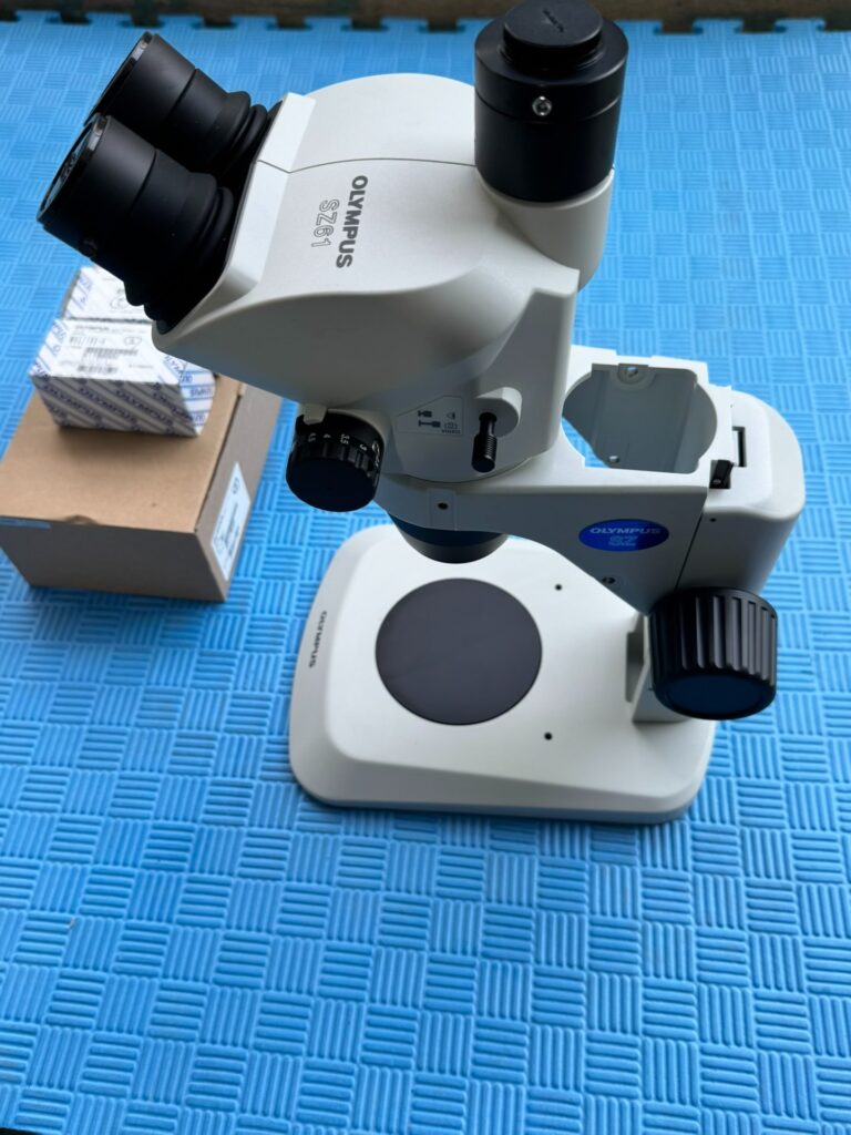OLYMPUS SZ61TR Microscope thumbnail