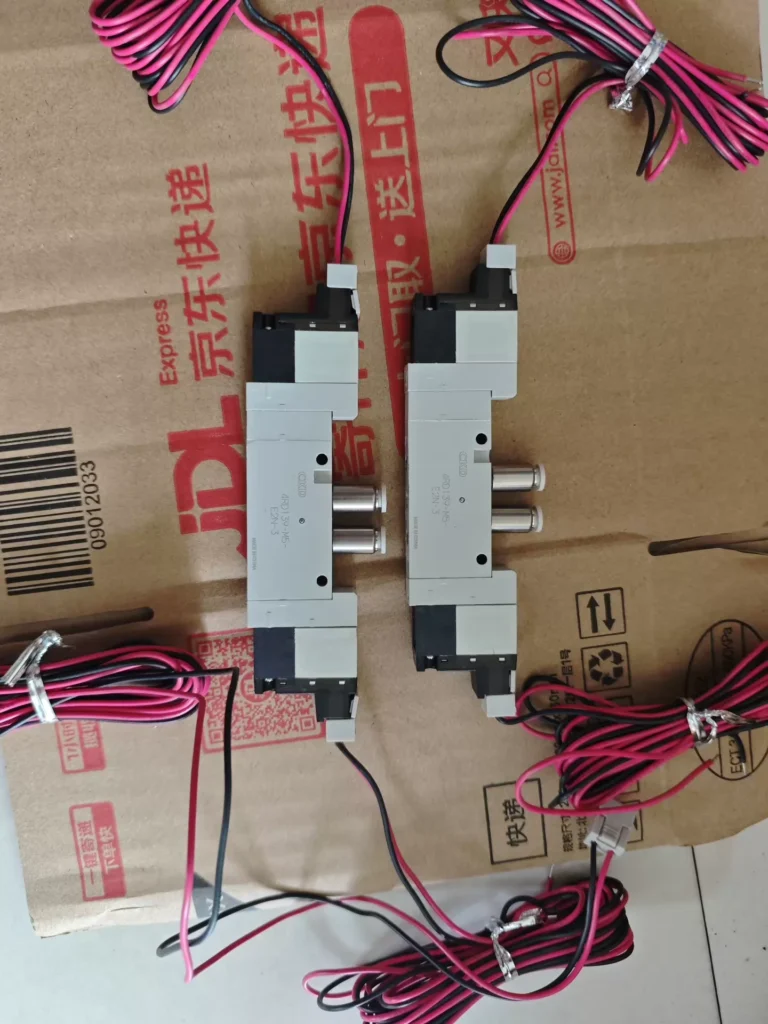 CKD 4RD139-M5-E2N-3 Valve thumbnail