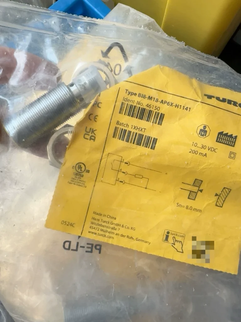 Turck B18-M18-AP6X-H1141 Proximity Sensor