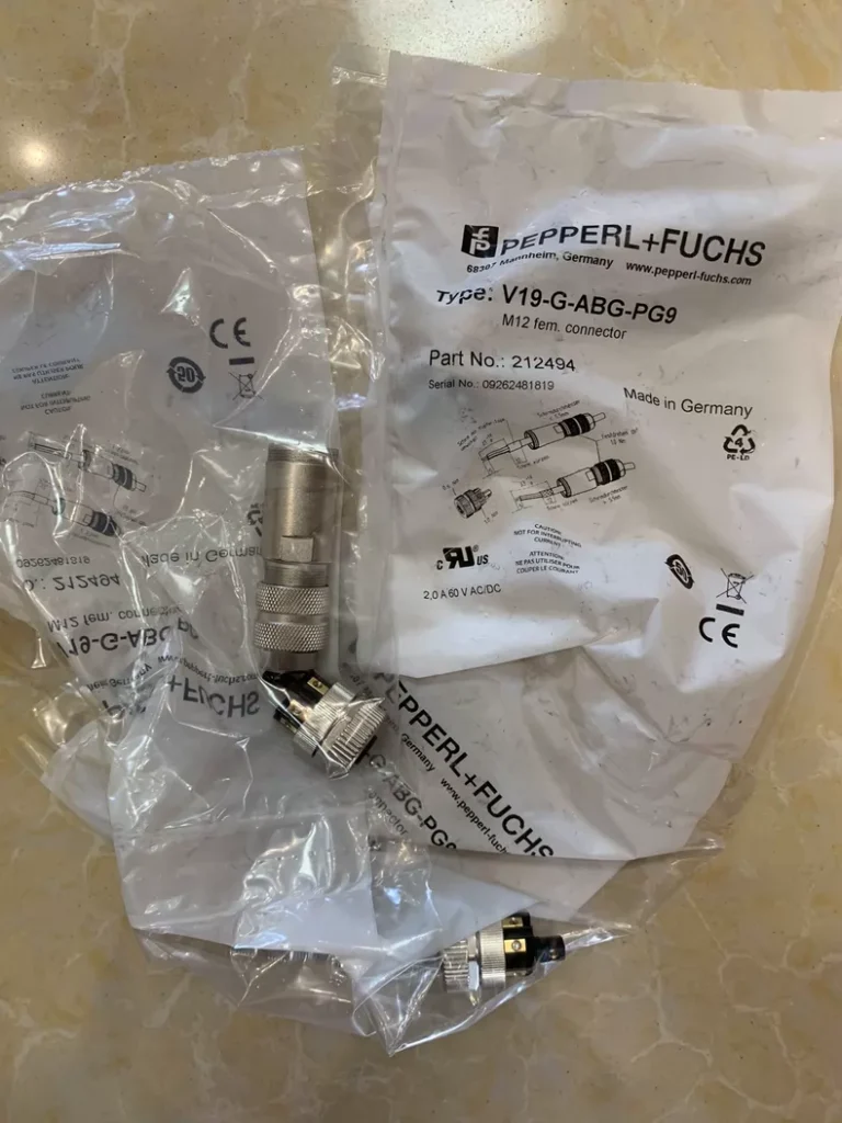 Pepperl+Fuchs V19-G-ABG-PG9 Connector