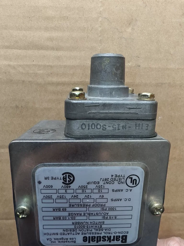 Barksdale E1H-H15-S0010 Pressure Switch thumbnail