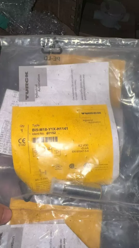 Turck BI5-M18-Y1X-H1141 / NI4-DSU15-2AP/M2 Inductive Proximity Sensor