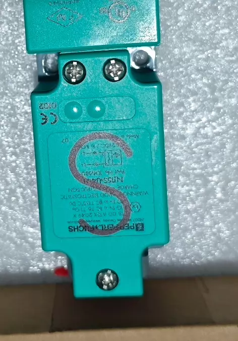Pepperl+Fuchs Proximity Sensor NJ15S+U4+N thumbnail
