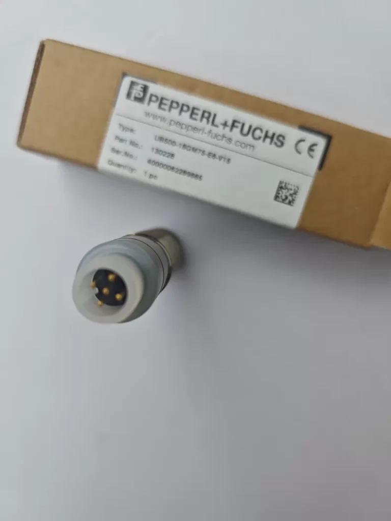 Pepperl+Fuchs Ultrasonic Sensor UB500-18GM75-E6-V15