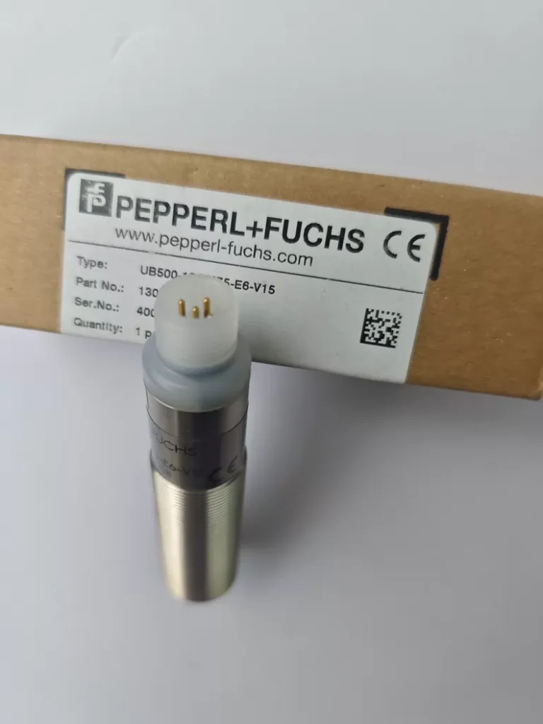 Pepperl+Fuchs Ultrasonic Sensor UB500-18GM75-E6-V15 thumbnail