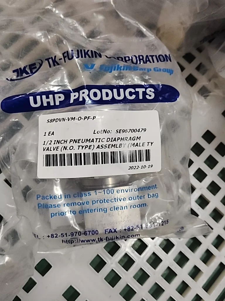Fujikin S8PDVN-VM-O-PF-P Diaphragm Valve thumbnail