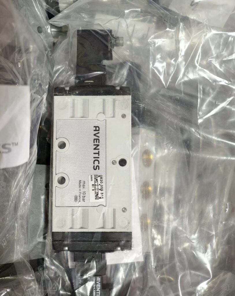 Aventics 0820059311 Pneumatic Valve thumbnail