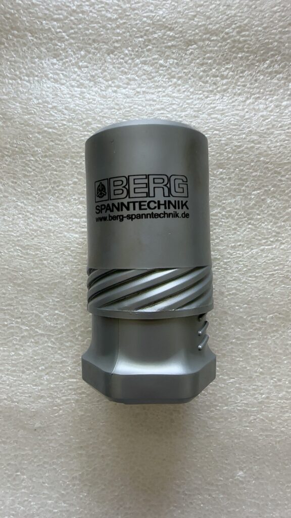 BERG SSKF-KH GR.50 Pull Stud Gripper thumbnail