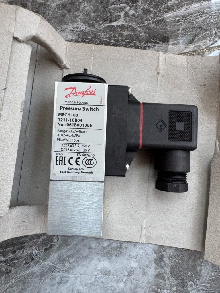 Danfoss 061B1001066 Switch