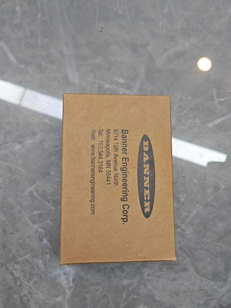 BANNER Q5XKILAF3000-Q8 / 809366 Photoelectric Sensor thumbnail