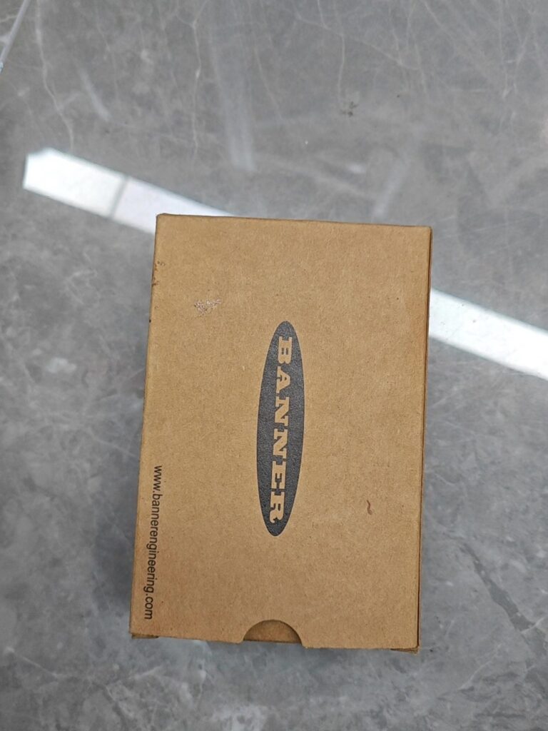 BANNER Q5XKILAF3000-Q8 / 809366 Photoelectric Sensor thumbnail