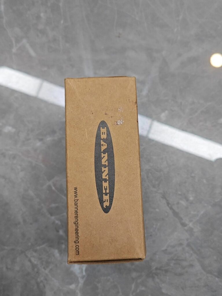 BANNER Q5XKILAF3000-Q8 / 809366 Photoelectric Sensor thumbnail