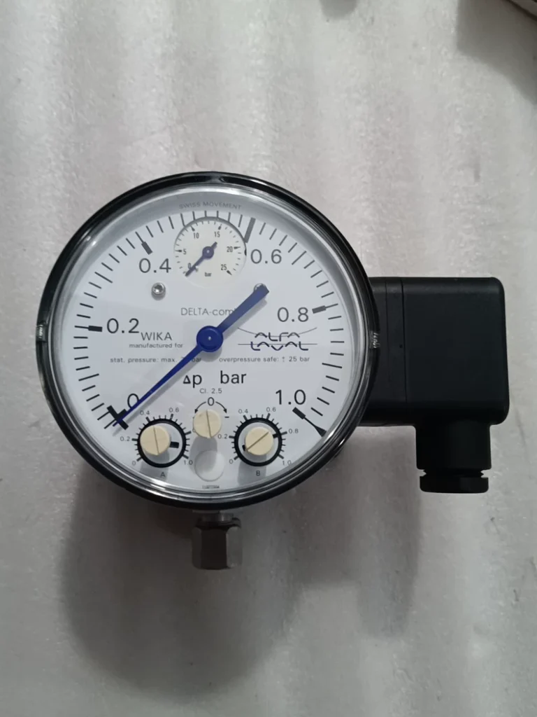 WIKA DPGS40 Differential Pressure Gauge