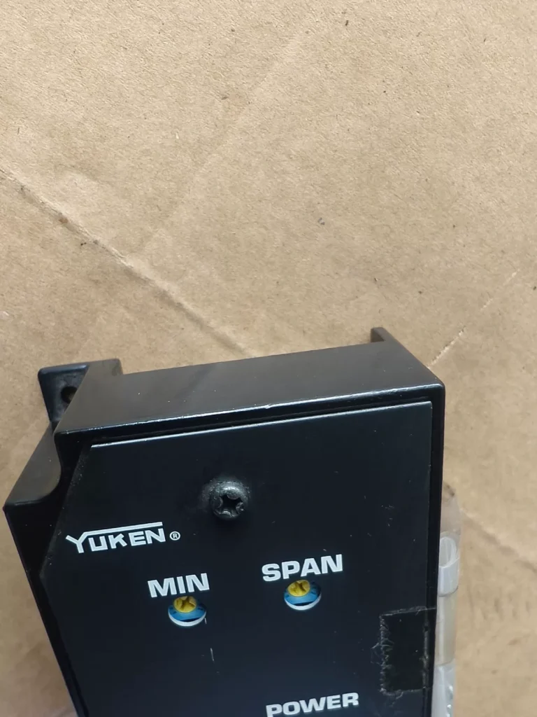 YASKAWA AMN-D-10 Power Supply